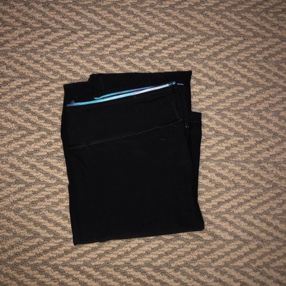 Black ivivva leggings